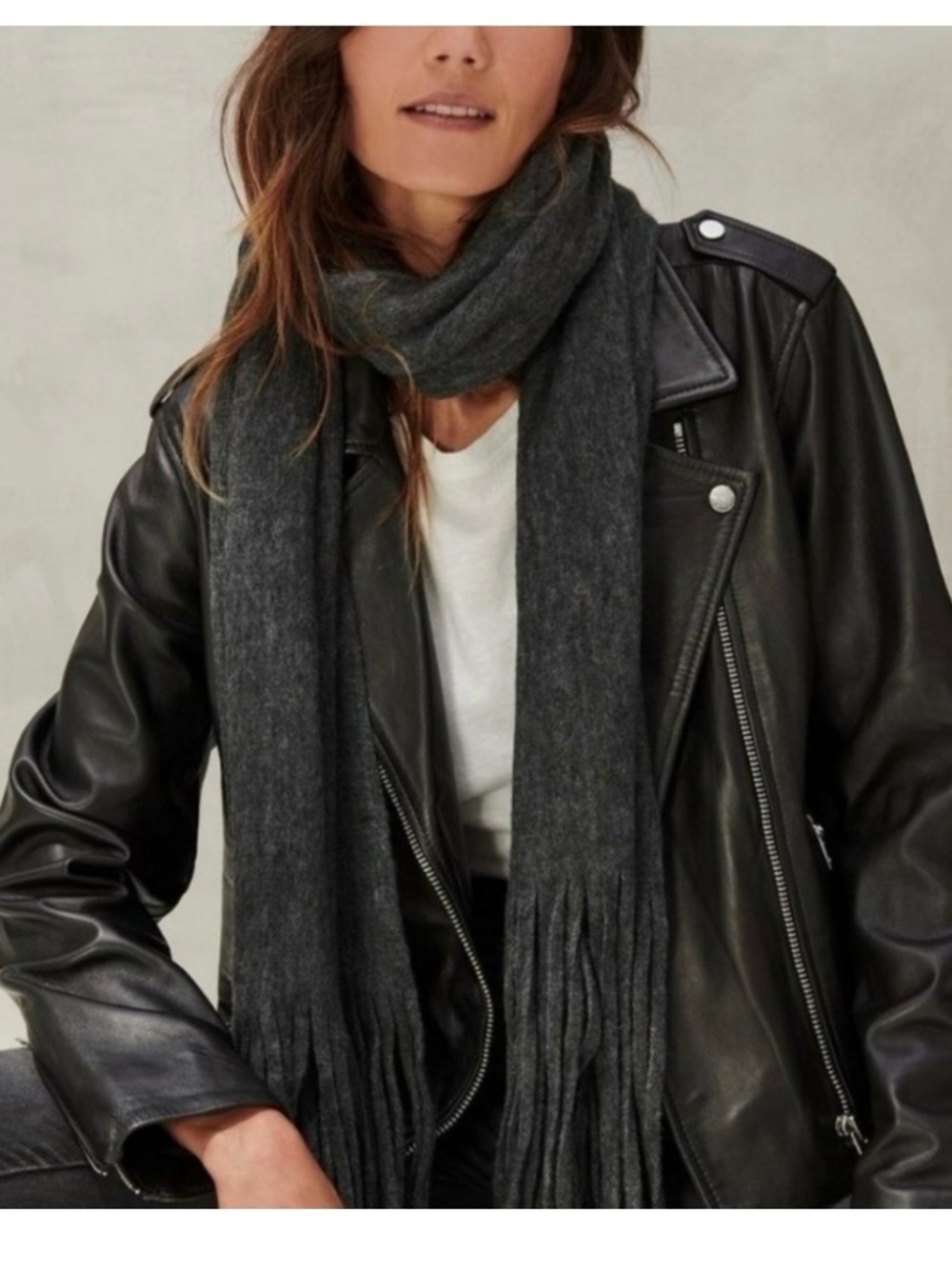 LUCKY BRAND NWT Brushed Knit Gray Scarf Fringe